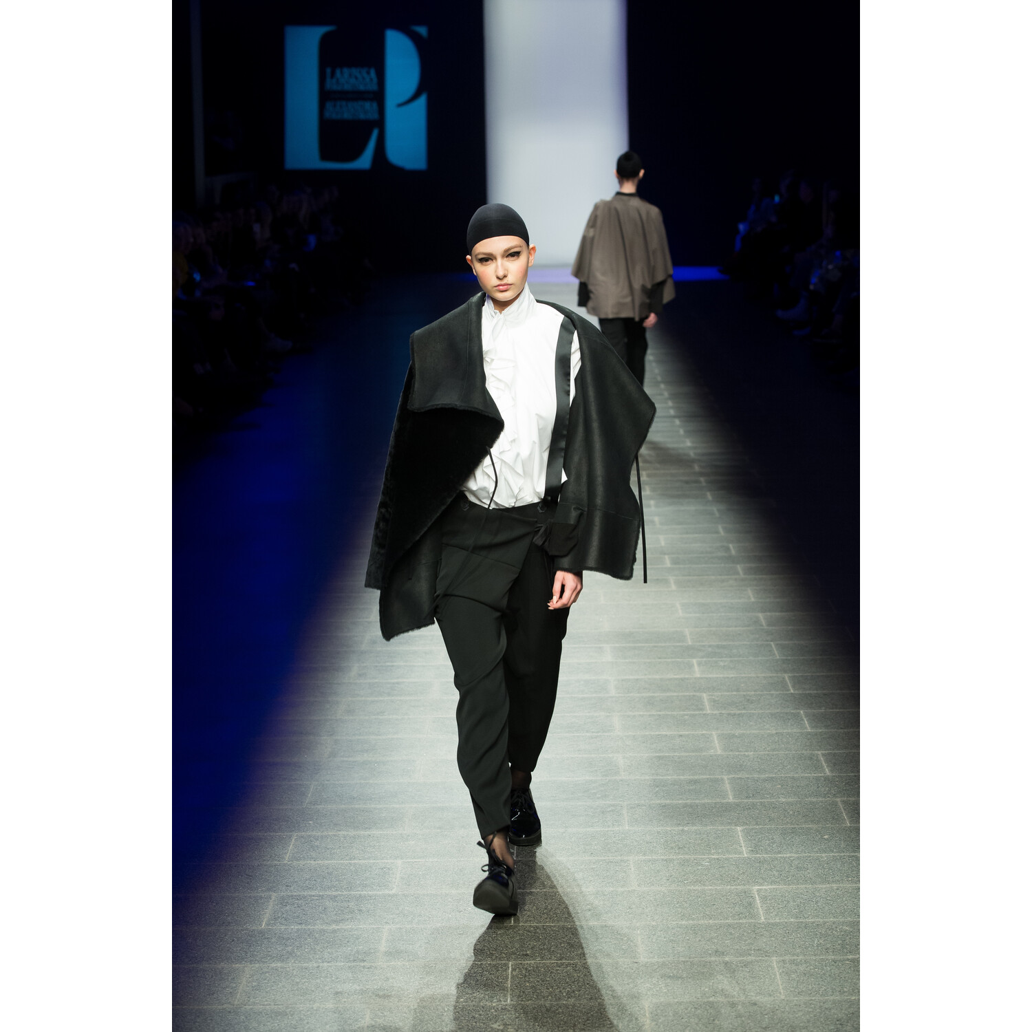 Фото Larissa Pogoretskaya SPRING 2018 READY-TO-WEAR Лариса Погорецкая весна- лето 2018 Санкт Петербург MBFDays